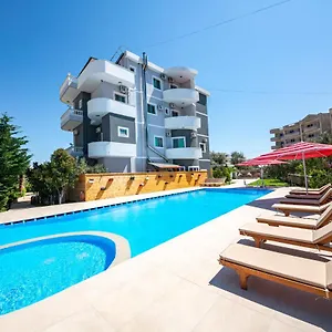 Qendra Hotel Ksamil
